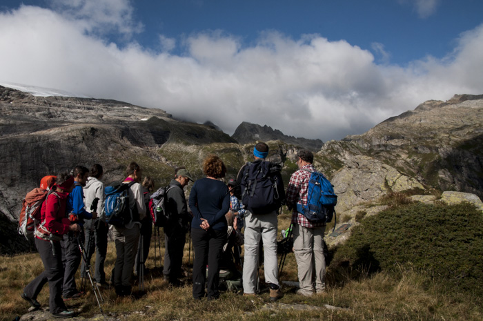 Basodino 2015 a Attenti alle spiegazioni della guida Giovanni Kappenberger.